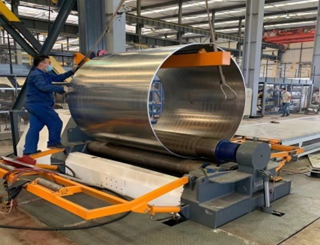 四輥卷板機(jī)各配件有什么功能？